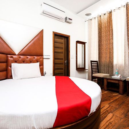 Hotel Woodcrest Zirakpur Chandigarh- Best Family Hotel - Luxurious Rooms - Unit Of Sidham Group Luaran gambar