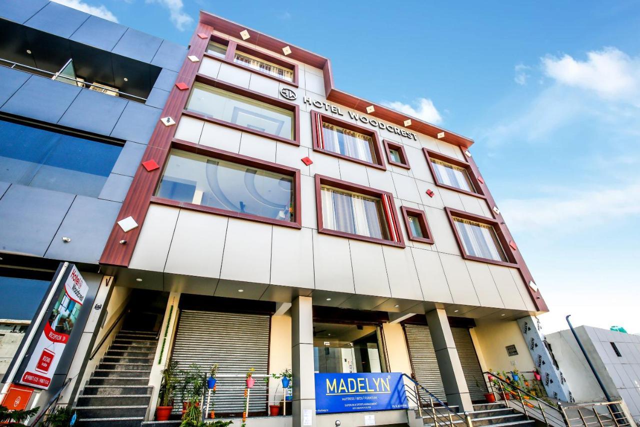 Hotel Woodcrest Zirakpur Chandigarh- Best Family Hotel - Luxurious Rooms - Unit Of Sidham Group Luaran gambar