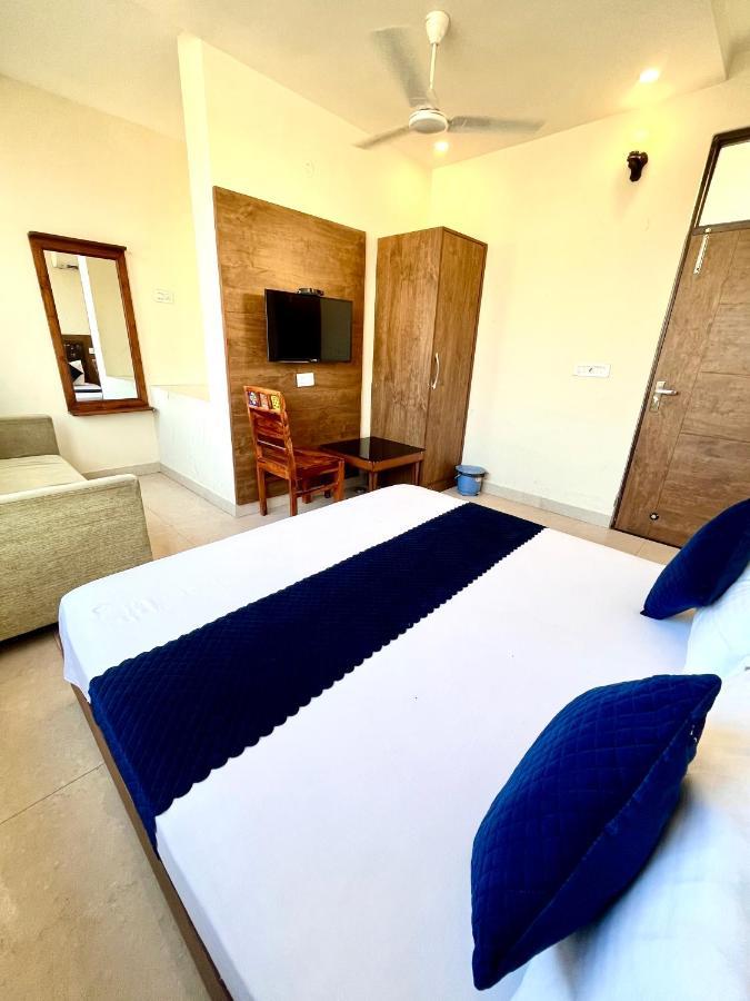 Hotel Woodcrest Zirakpur Chandigarh- Best Family Hotel - Luxurious Rooms - Unit Of Sidham Group Luaran gambar